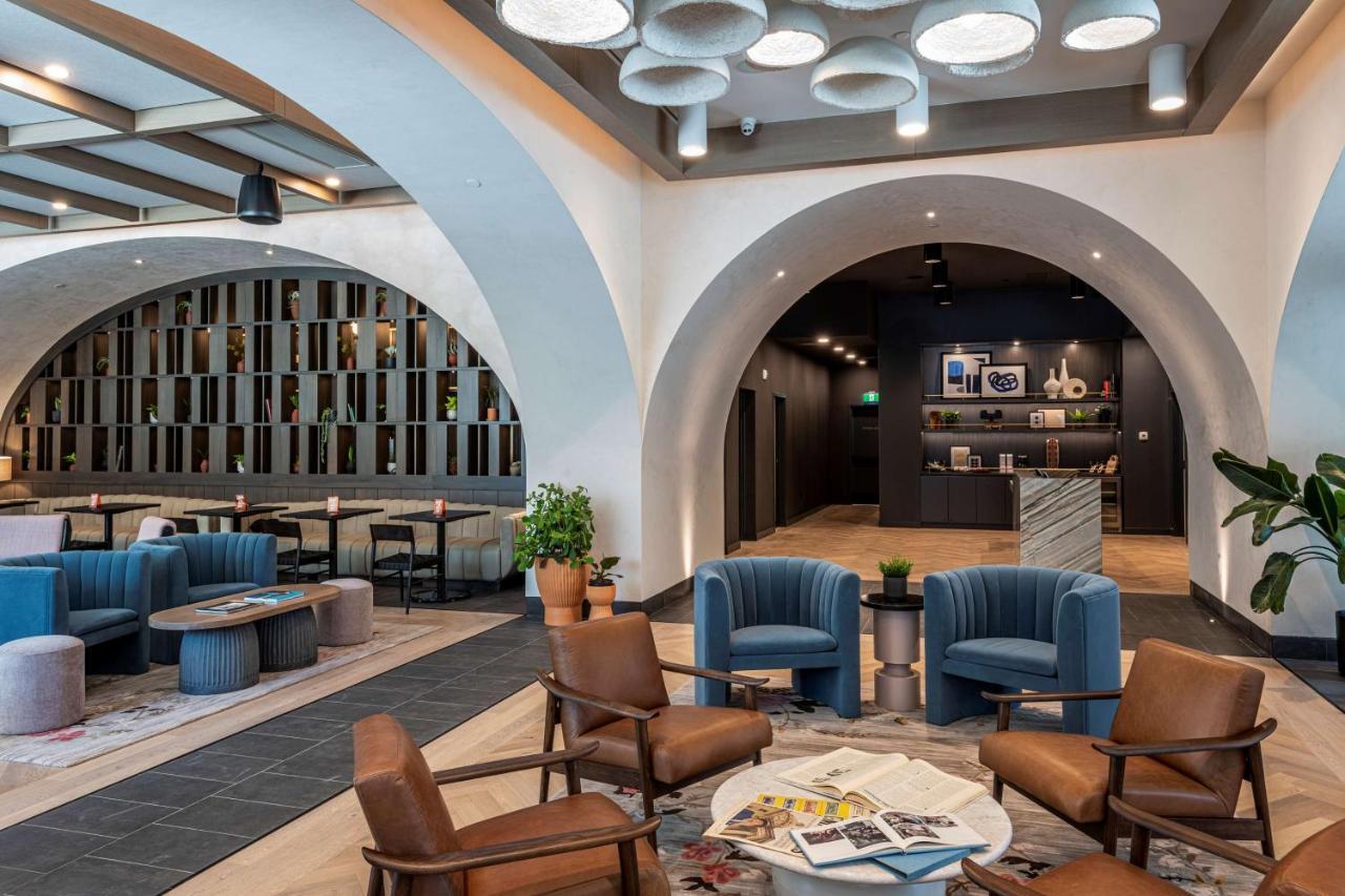 The Westley Downtown, Tapestry Collection By Hilton 4* Calgary