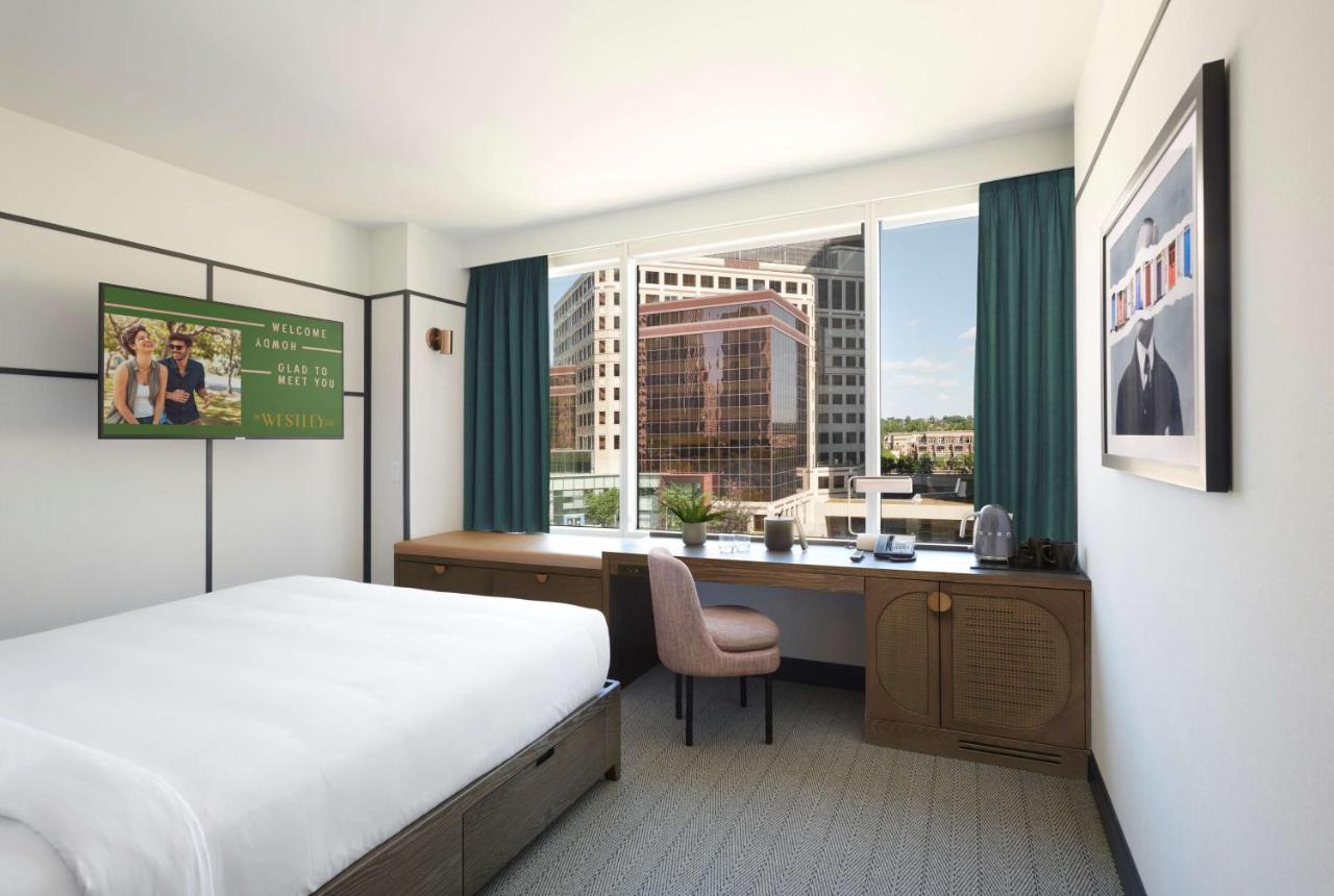 Hotel The Westley Downtown, Tapestry Collection By Hilton Calgary